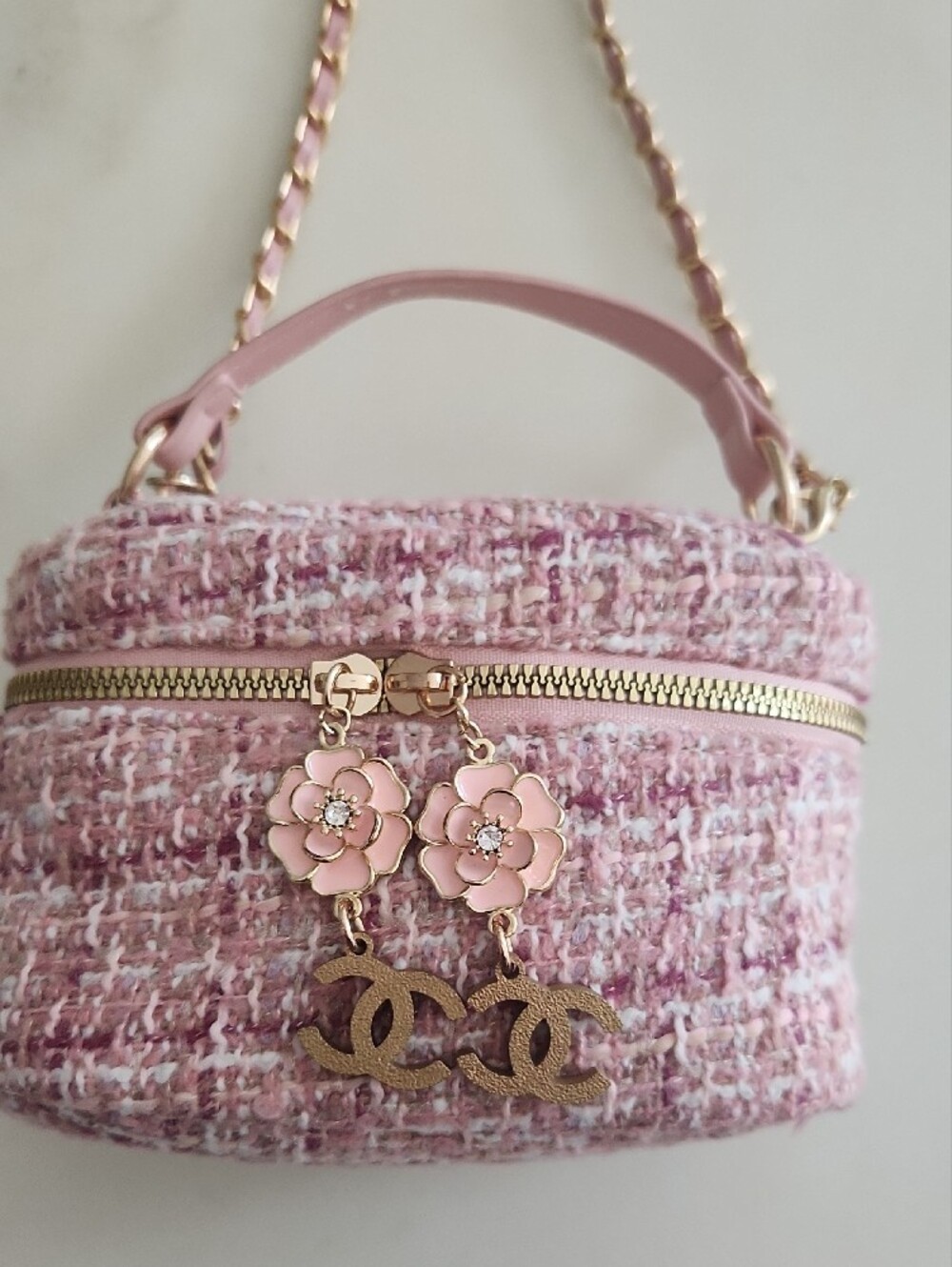 Pink Tweed Mini Vanity Crossbody Bag with Floral Charms..so Pretty! - Picture 7 of 11